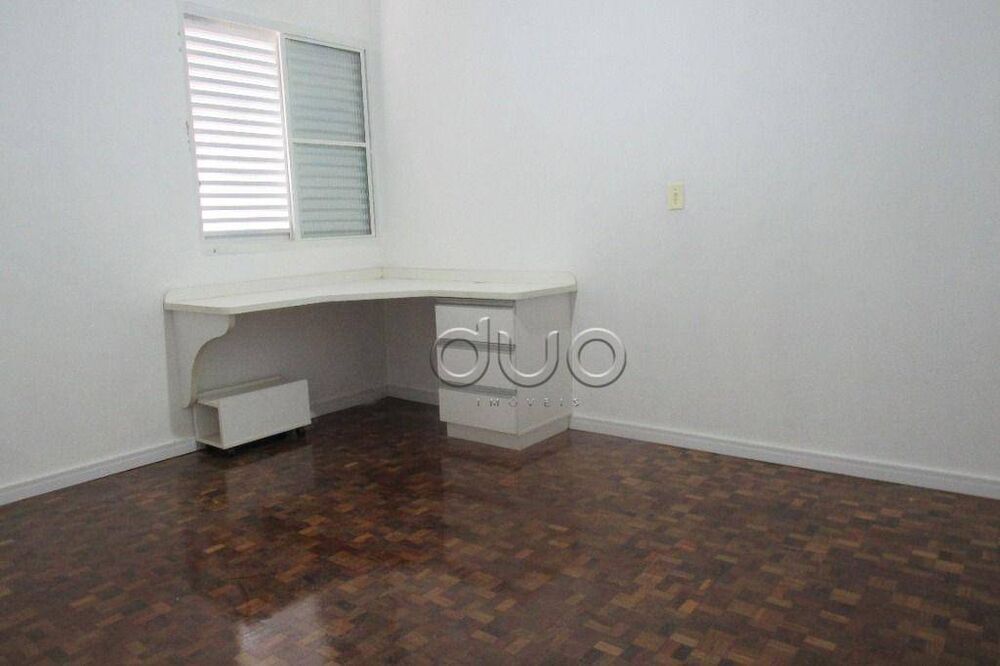 Casa à venda com 3 quartos, 123m² - Foto 1
