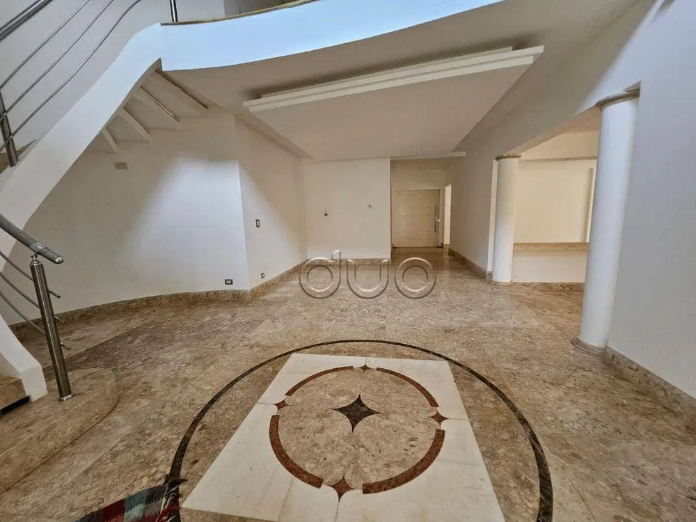 Casa, 6 quartos, 1540 m² - Foto 1