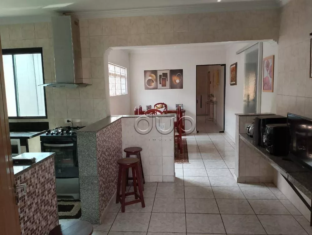 Casa, 3 quartos, 187 m² - Foto 2