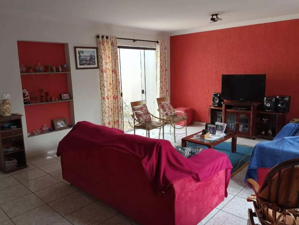 Casa, 3 quartos, 187 m² - Foto 1