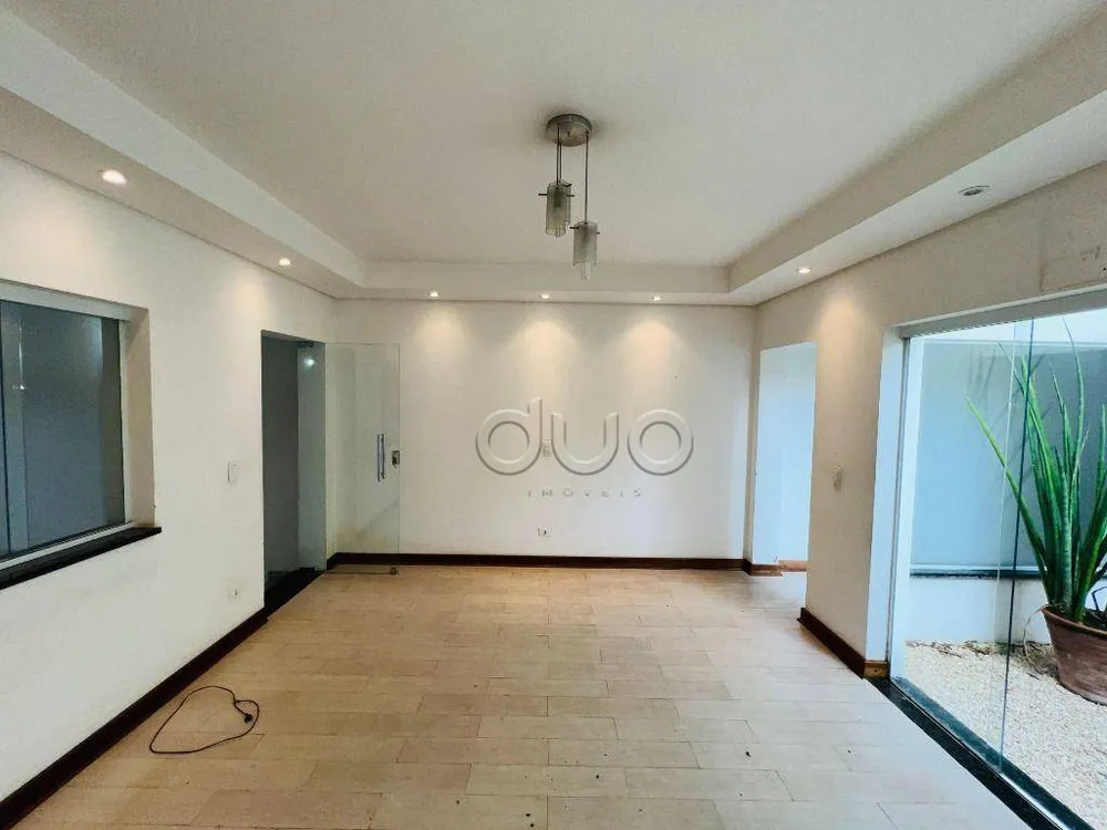 Casa, 3 quartos, 207 m² - Foto 3