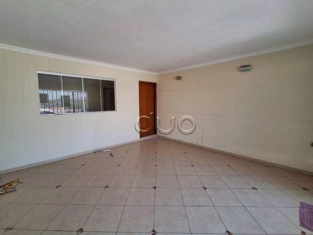 Casa à venda com 3 quartos, 119m² - Foto 2