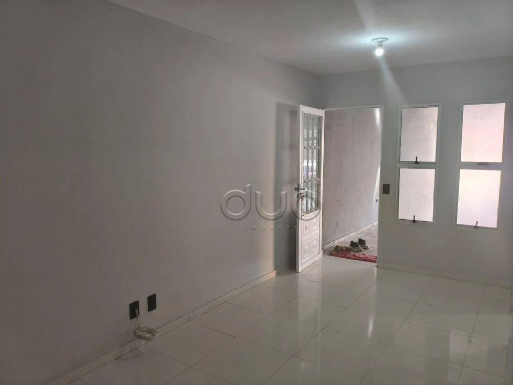 Casa, 3 quartos, 75 m² - Foto 1