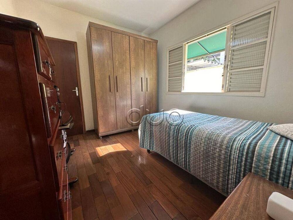 Casa, 5 quartos, 231 m² - Foto 3