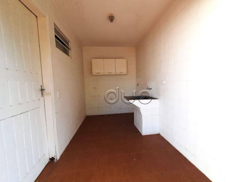 Casa para alugar com 3 quartos, 224m² - Foto 8