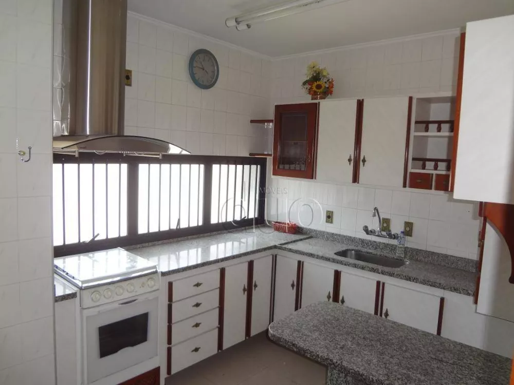 Apartamento à venda com 3 quartos, 113m² - Foto 1