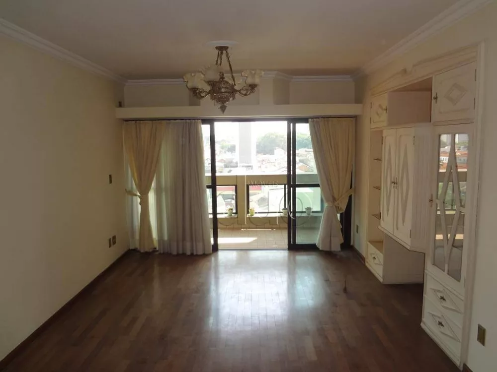 Apartamento à venda com 3 quartos, 113m² - Foto 3