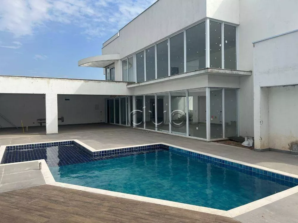 Casa de Condomínio à venda com 3 quartos, 466m² - Foto 1