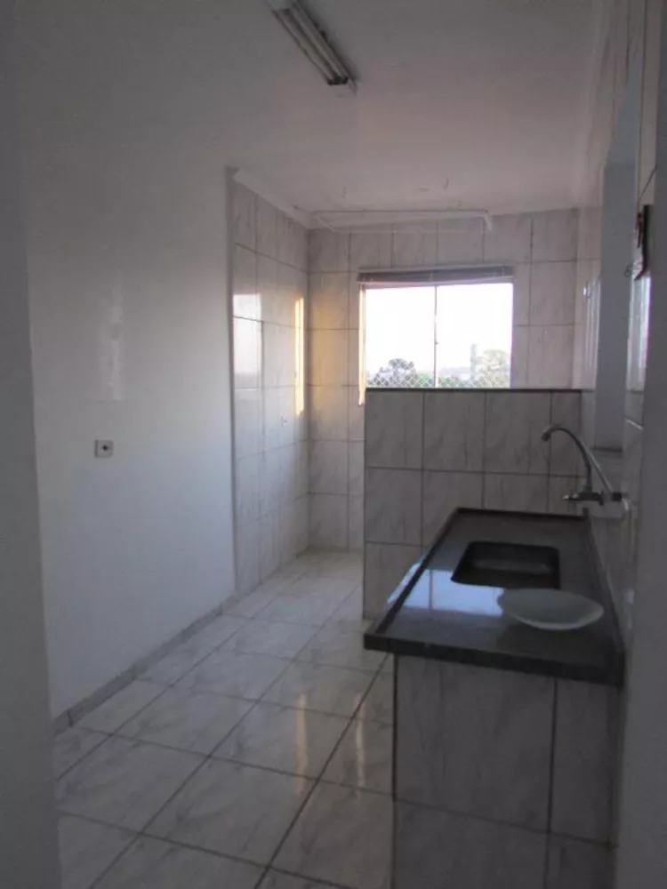 Apartamento à venda com 2 quartos, 56m² - Foto 2