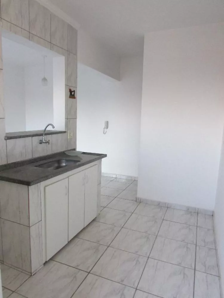 Apartamento à venda com 2 quartos, 56m² - Foto 4