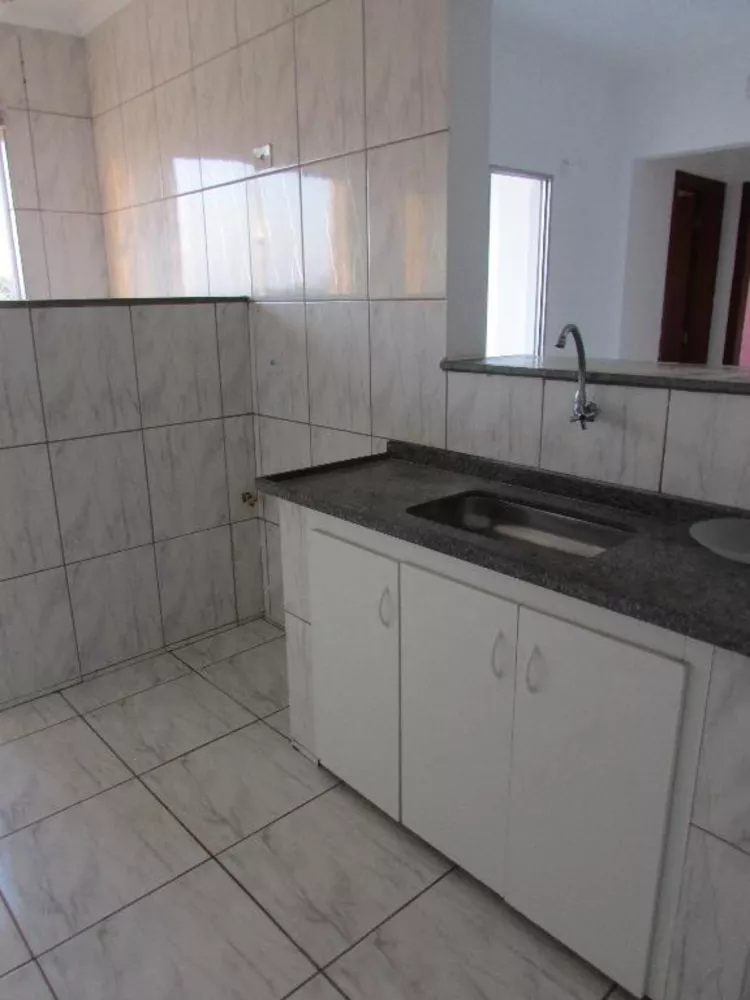 Apartamento à venda com 2 quartos, 56m² - Foto 3