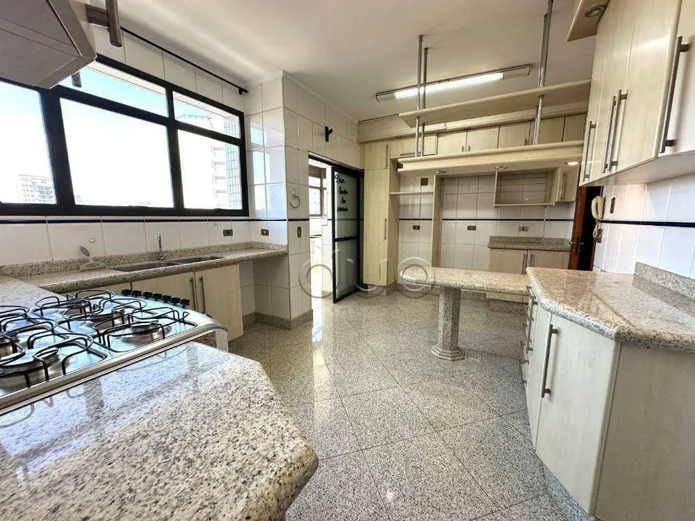 Apartamento, 3 quartos, 147 m² - Foto 1