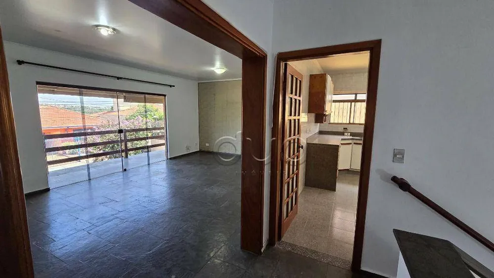 Casa, 4 quartos, 293 m² - Foto 2