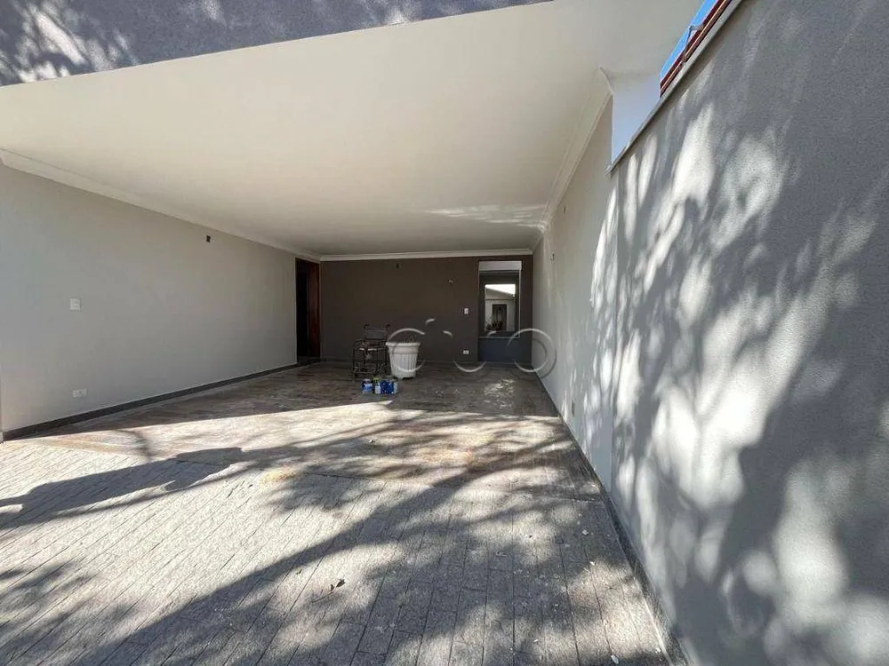 Casa, 4 quartos, 200 m² - Foto 1