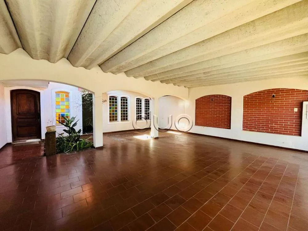 Casa, 5 quartos, 205 m² - Foto 2