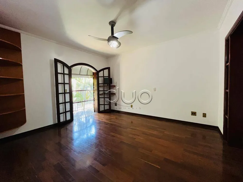 Casa, 3 quartos, 244 m² - Foto 3