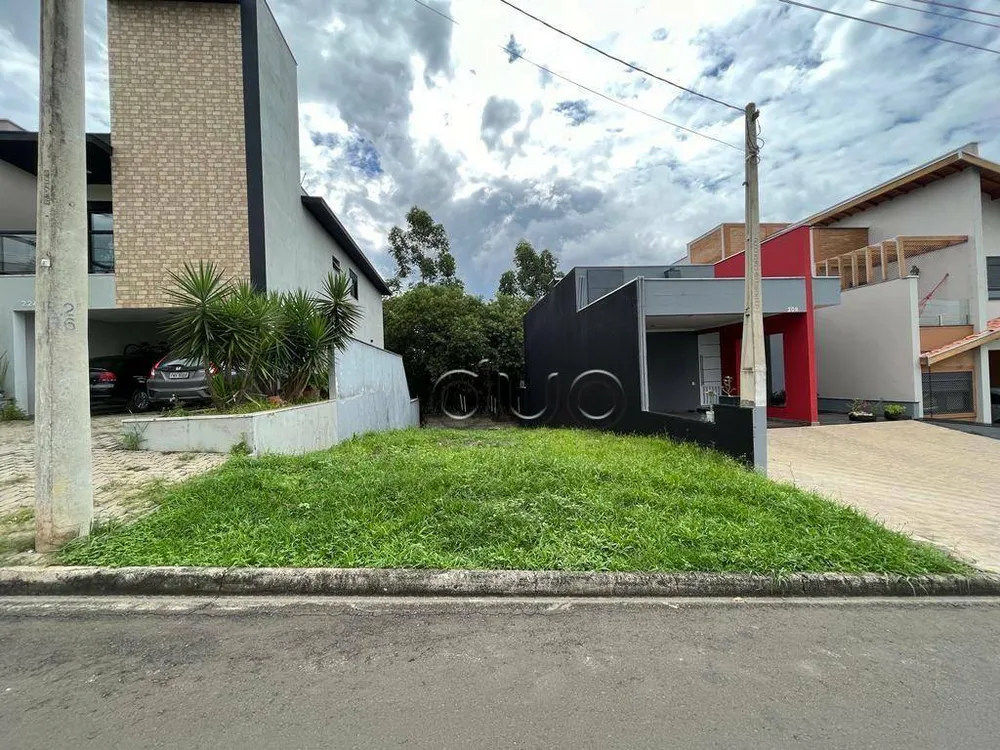 Loteamento e Condomínio, 200 m² - Foto 1