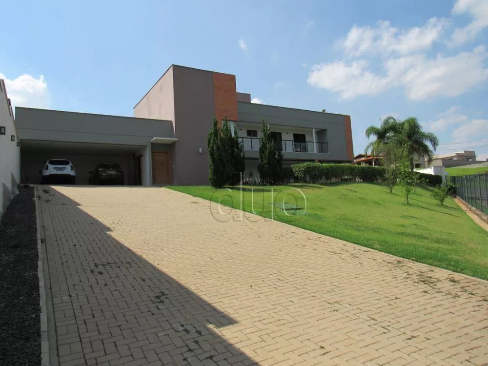 Casa de Condomínio à venda com 5 quartos, 350m² - Foto 1