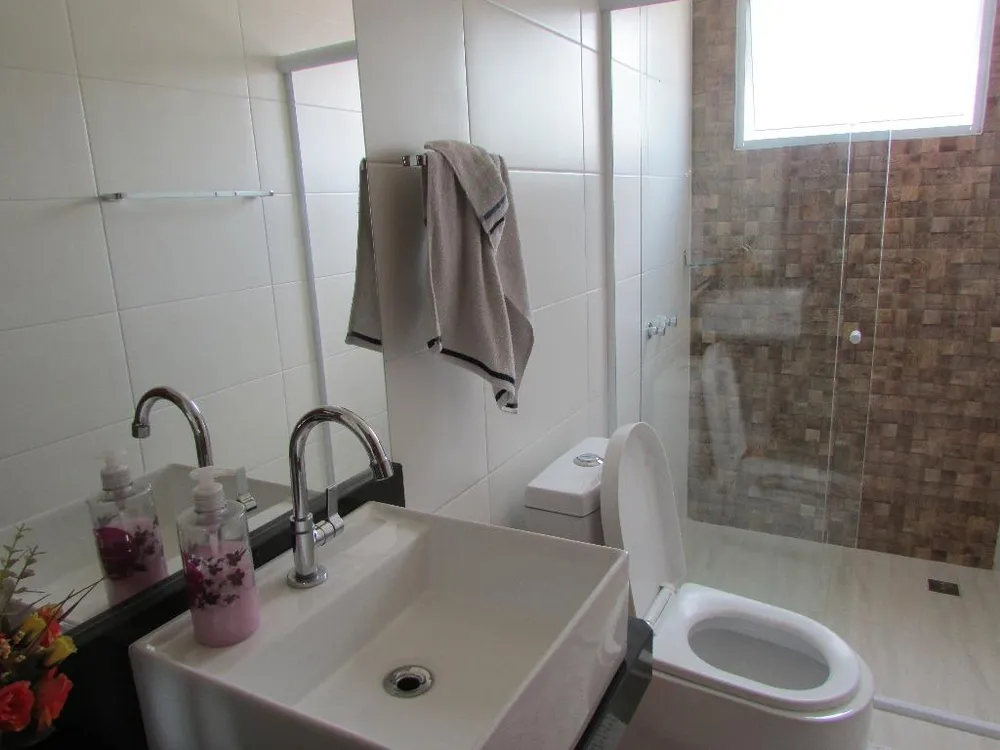 Chácara, 3 quartos, 1250 m² - Foto 2