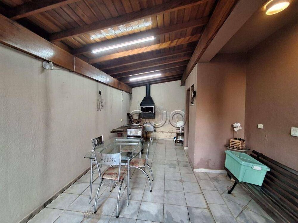 Casa à venda com 3 quartos, 251m² - Foto 6
