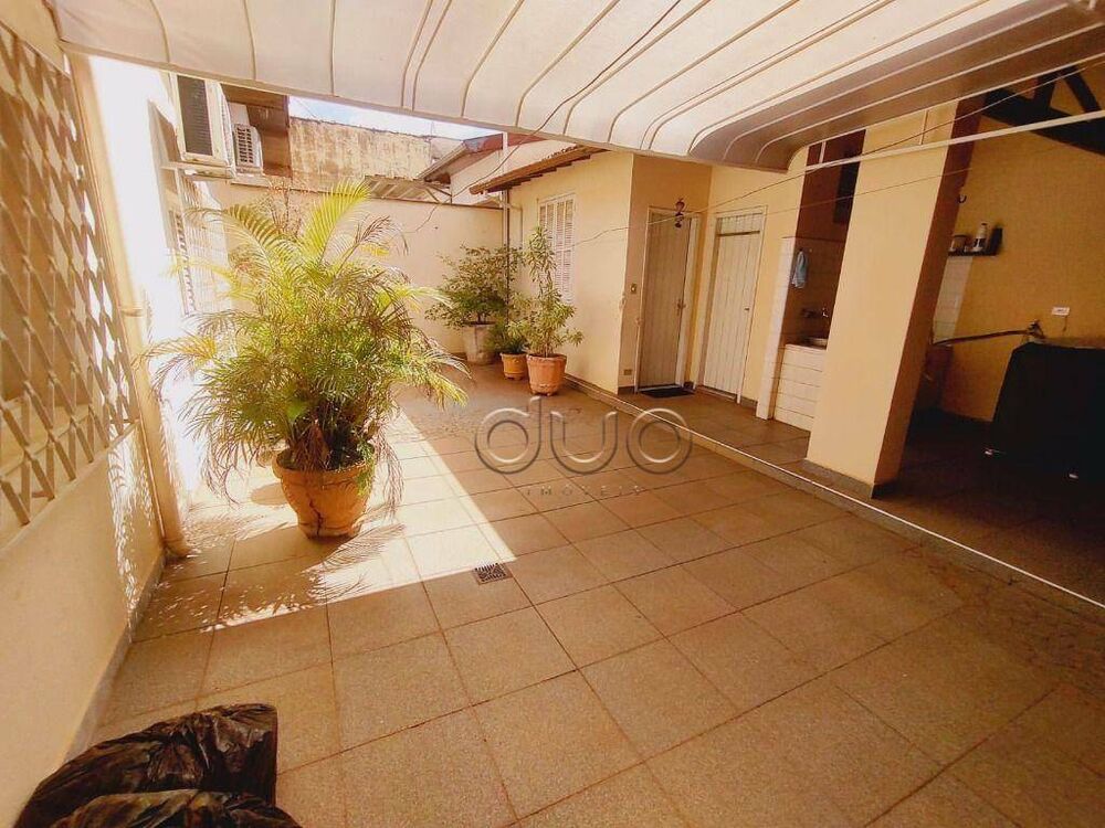 Casa, 3 quartos, 252 m² - Foto 24