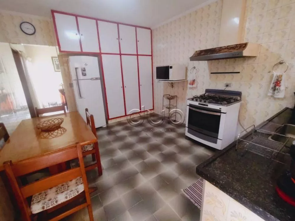 Casa, 3 quartos, 252 m² - Foto 13