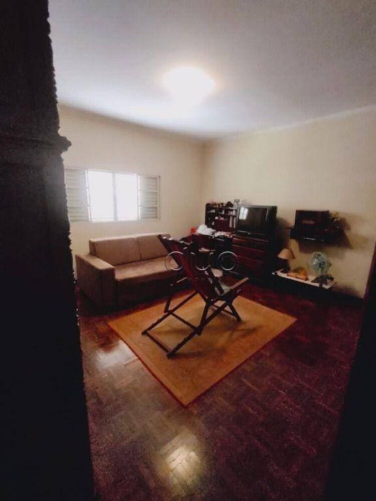 Casa, 3 quartos, 252 m² - Foto 27