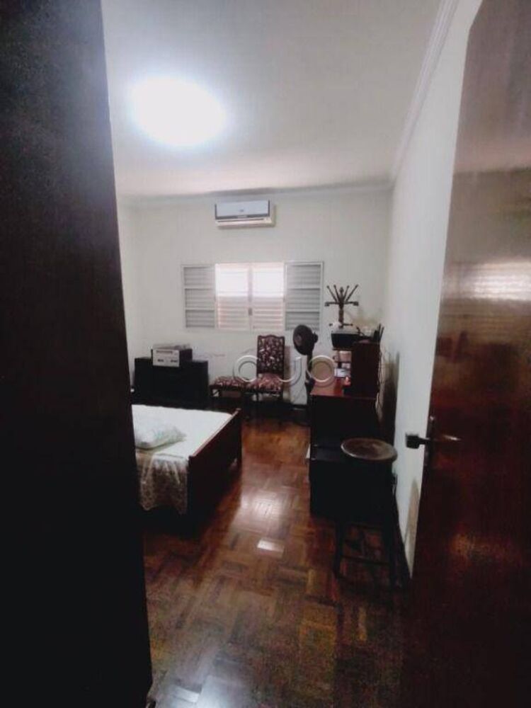 Casa, 3 quartos, 252 m² - Foto 8