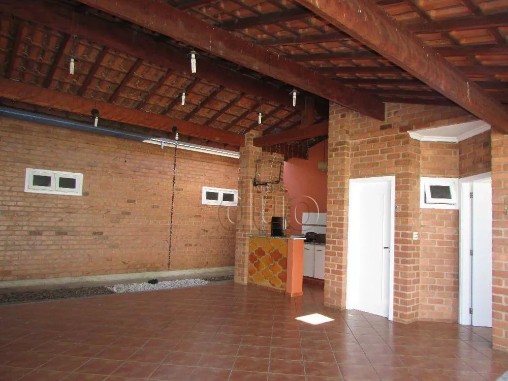 Casa à venda com 4 quartos, 162m² - Foto 3