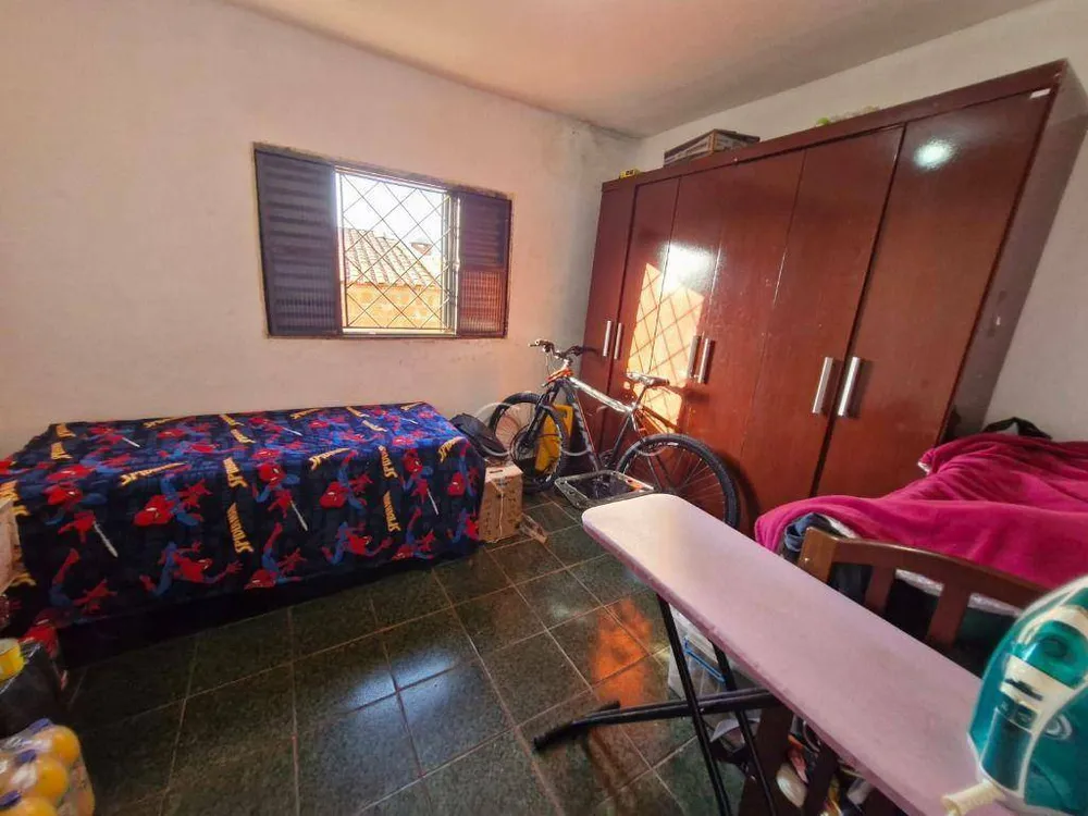 Casa, 4 quartos, 159 m² - Foto 2