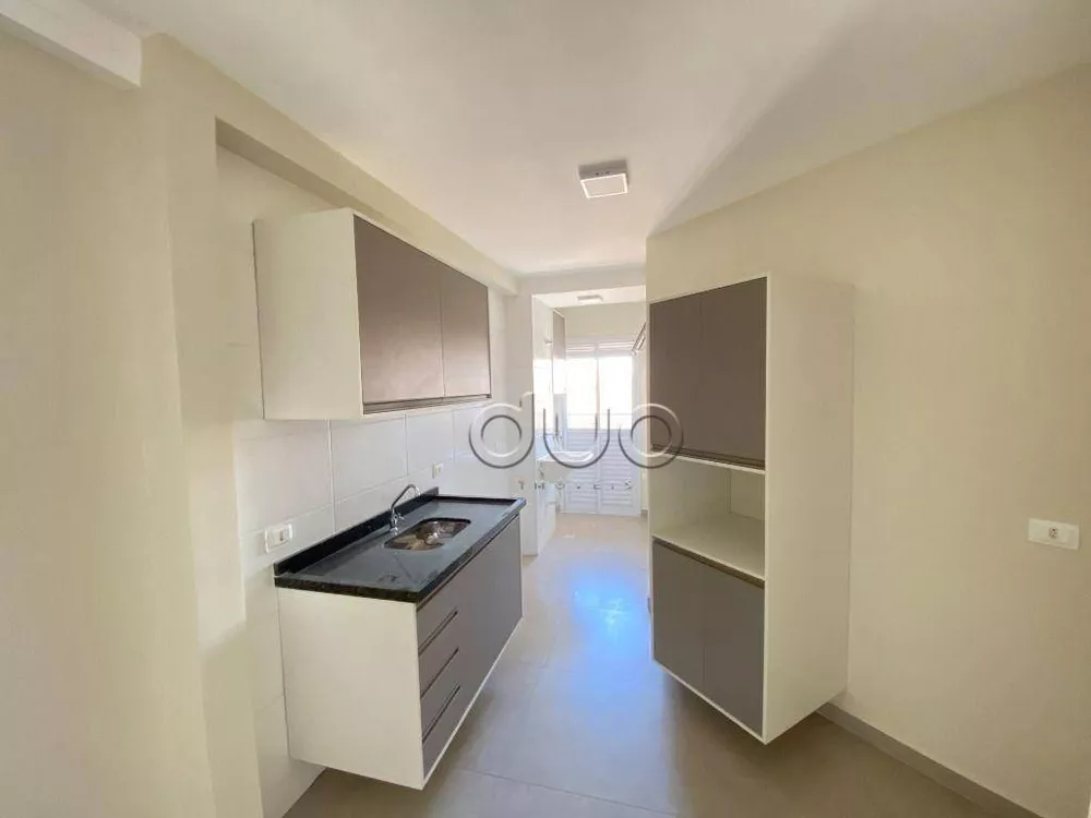 Apartamento à venda com 2 quartos, 66m² - Foto 3