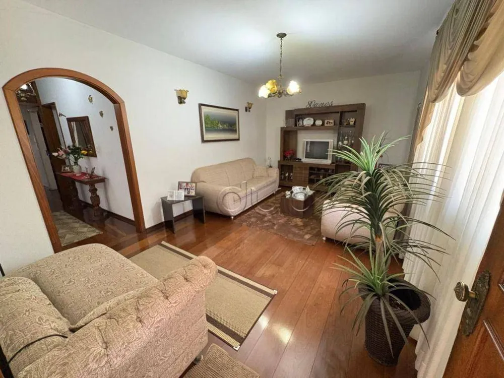 Casa, 4 quartos, 260 m² - Foto 2