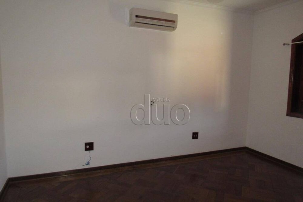 Casa à venda com 3 quartos, 326m² - Foto 3