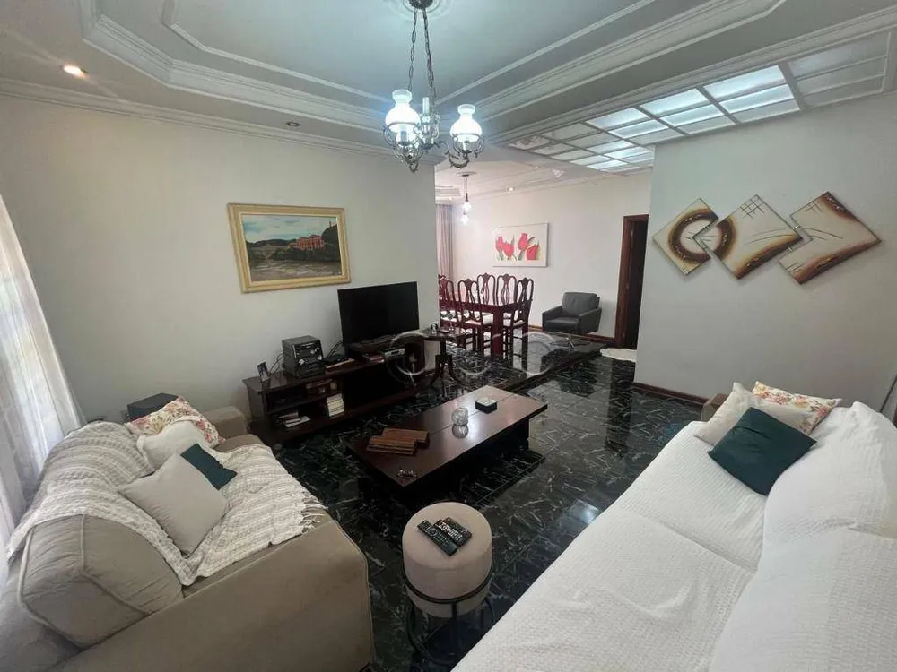 Casa, 3 quartos, 212 m² - Foto 5