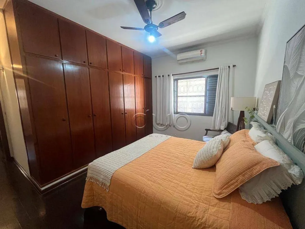 Casa, 3 quartos, 212 m² - Foto 2