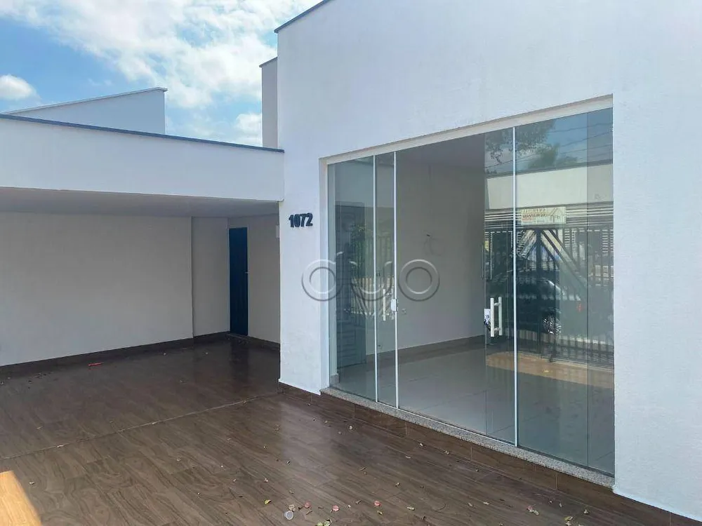 Casa, 1 quarto, 200 m² - Foto 1