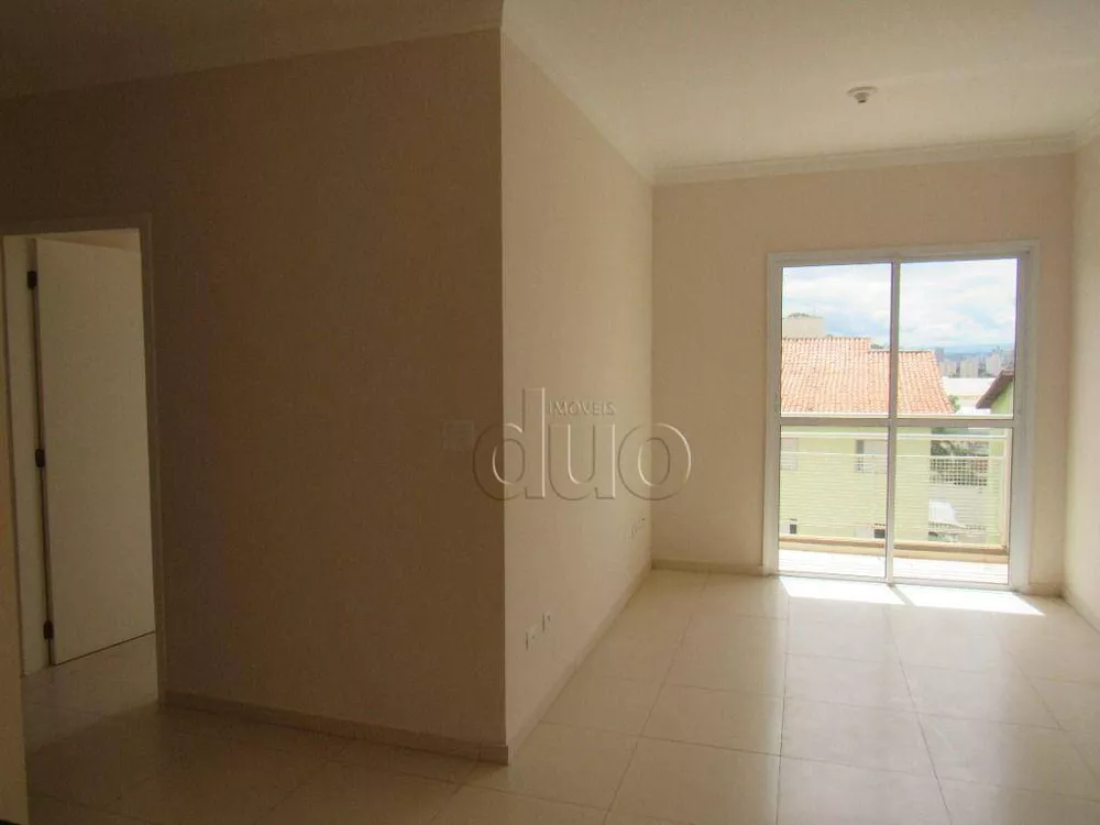 Apartamento à venda com 3 quartos, 73m² - Foto 2