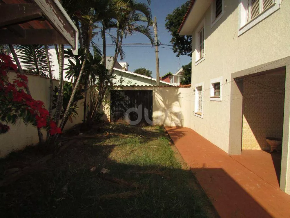 Casa à venda com 4 quartos, 340m² - Foto 8