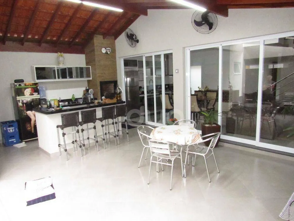 Casa, 2 quartos, 161 m² - Foto 1
