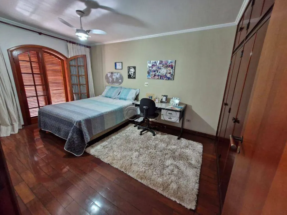 Casa, 3 quartos, 316 m² - Foto 1