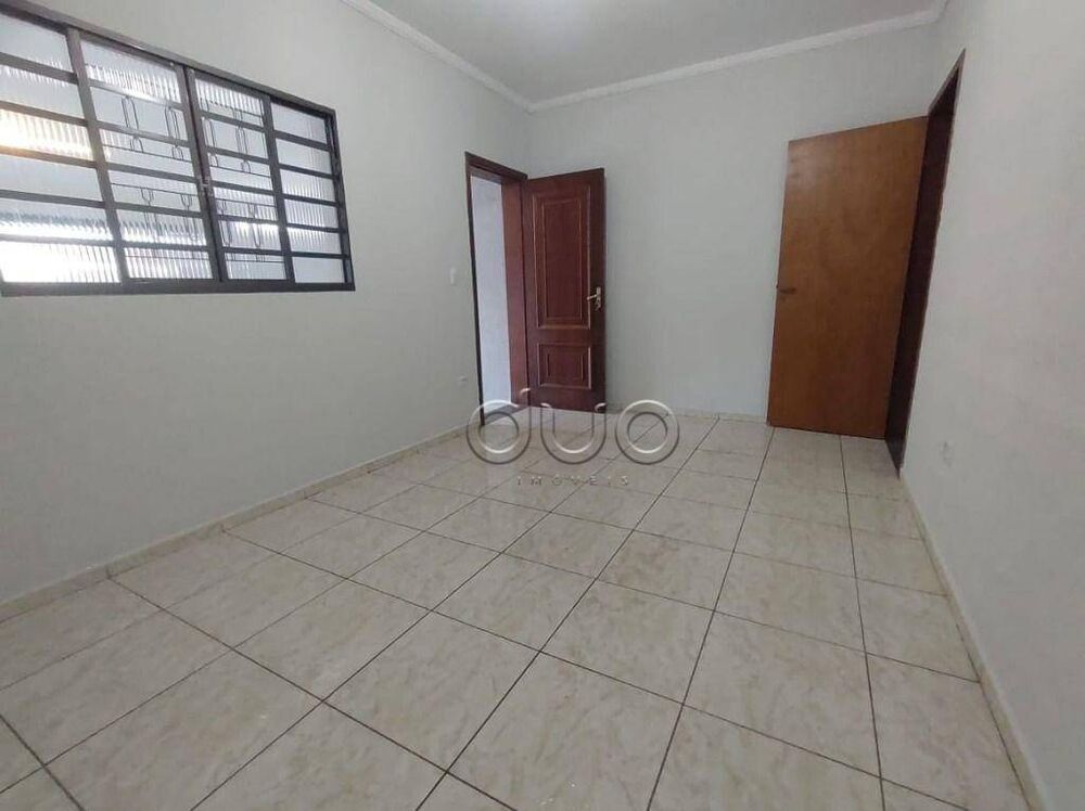 Casa à venda com 2 quartos, 122m² - Foto 1