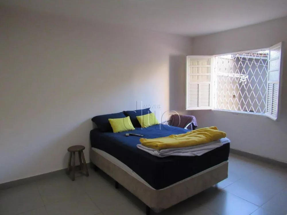 Casa, 1 quarto, 248 m² - Foto 2