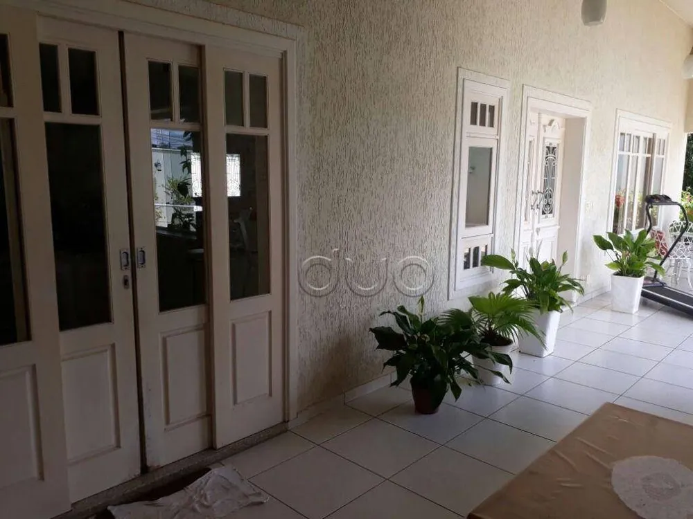 Casa, 3 quartos, 215 m² - Foto 2