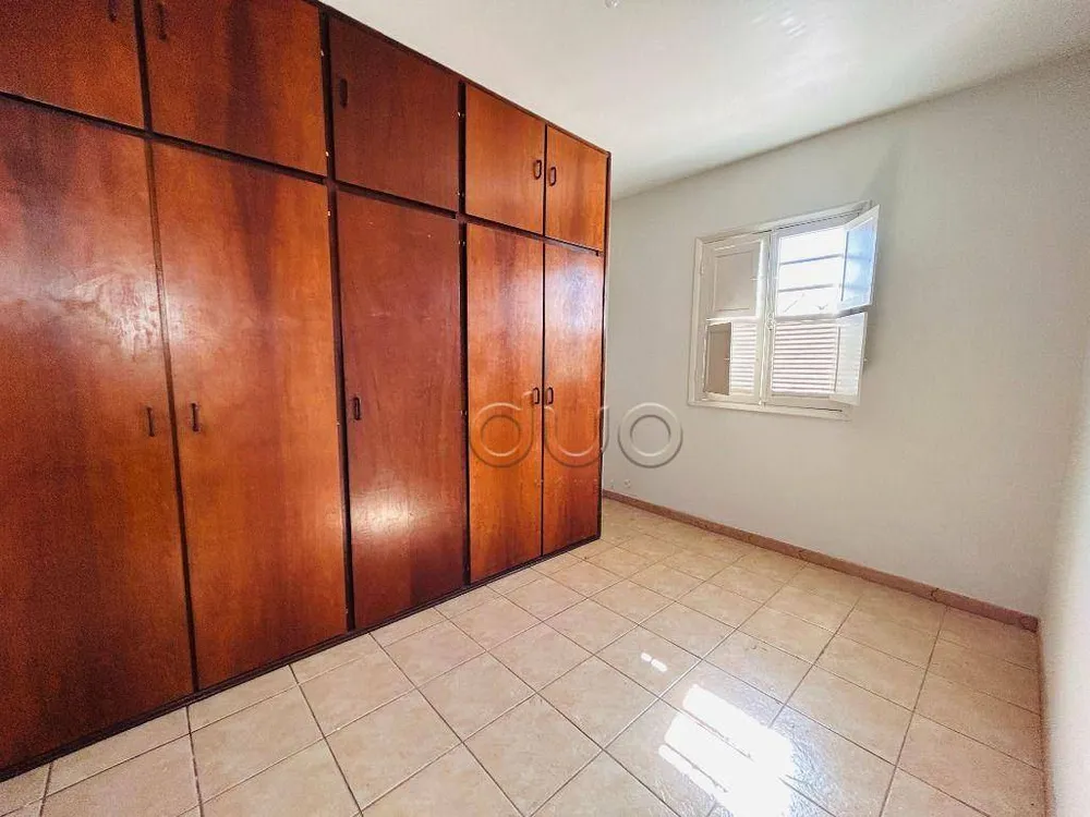 Casa, 3 quartos, 168 m² - Foto 2