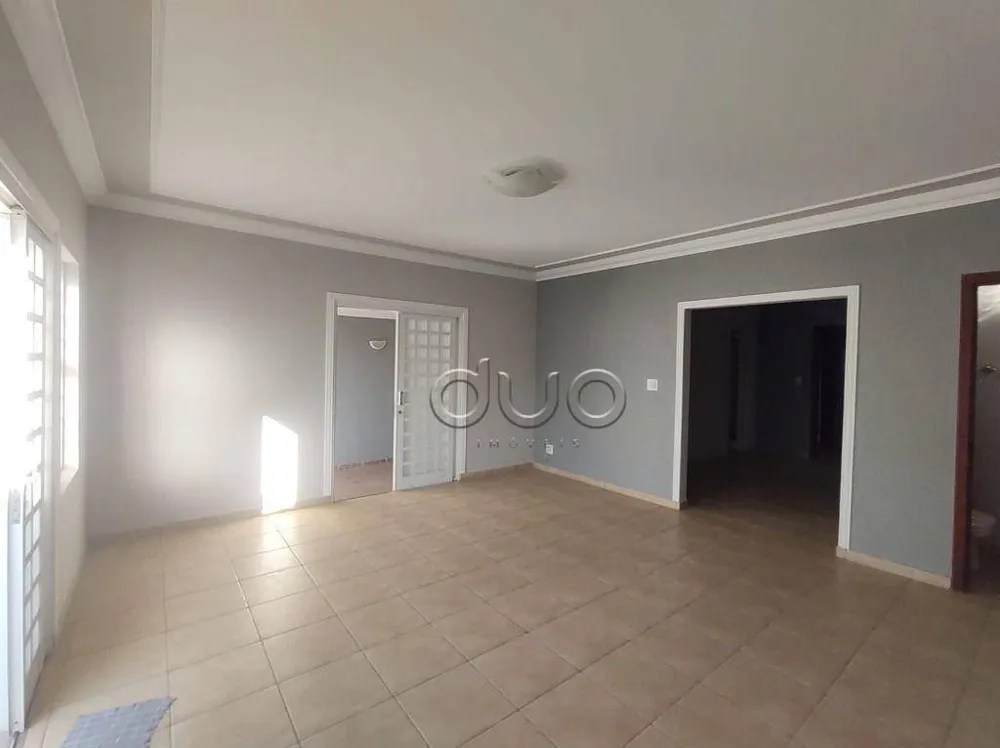 Casa, 3 quartos, 204 m² - Foto 3