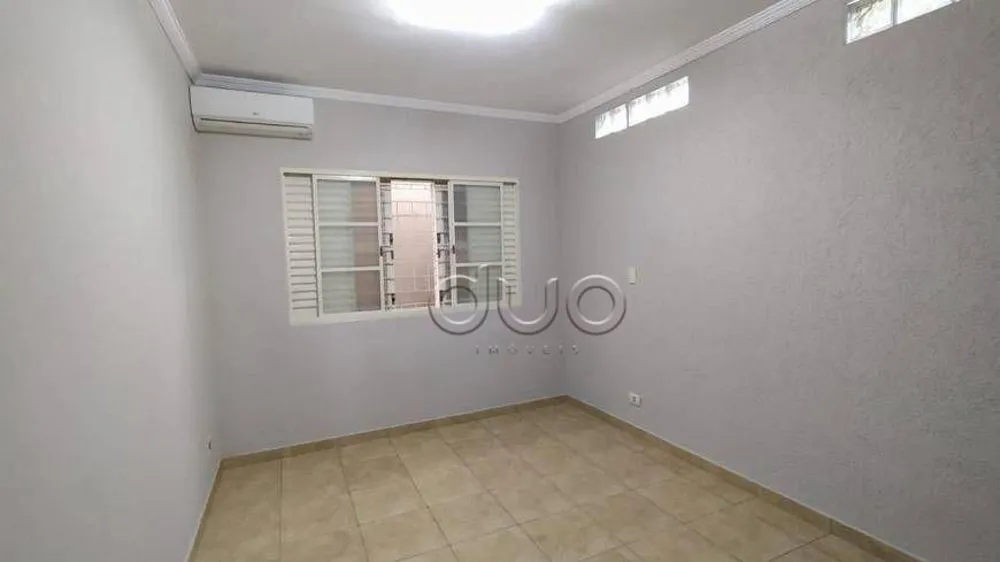 Casa, 3 quartos, 204 m² - Foto 2