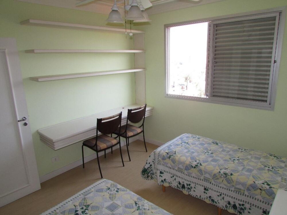 Apartamento à venda com 3 quartos, 116m² - Foto 2