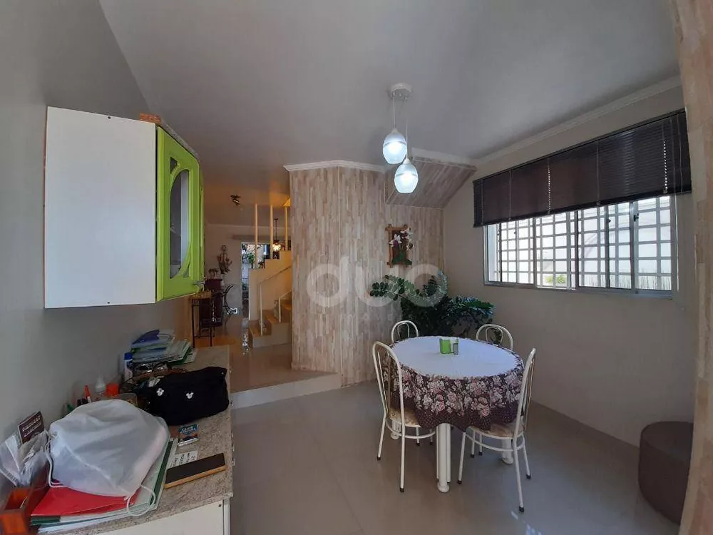 Casa à venda com 2 quartos, 176m² - Foto 3