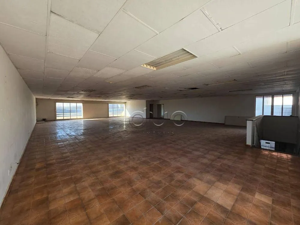 Loja-Salão, 1040 m² - Foto 1
