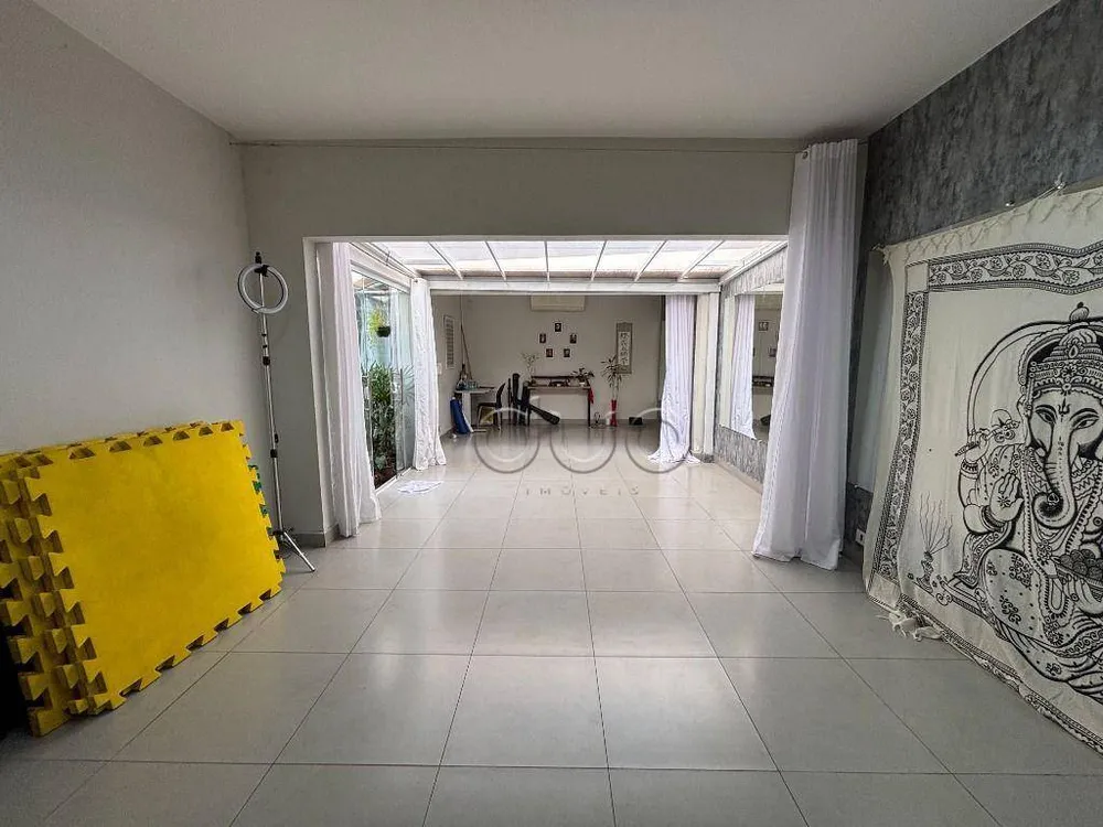 Casa, 7 quartos, 225 m² - Foto 4